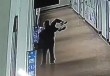 媒体评教师拎起学生威胁要扔下三楼：师风师德不能“悬空”